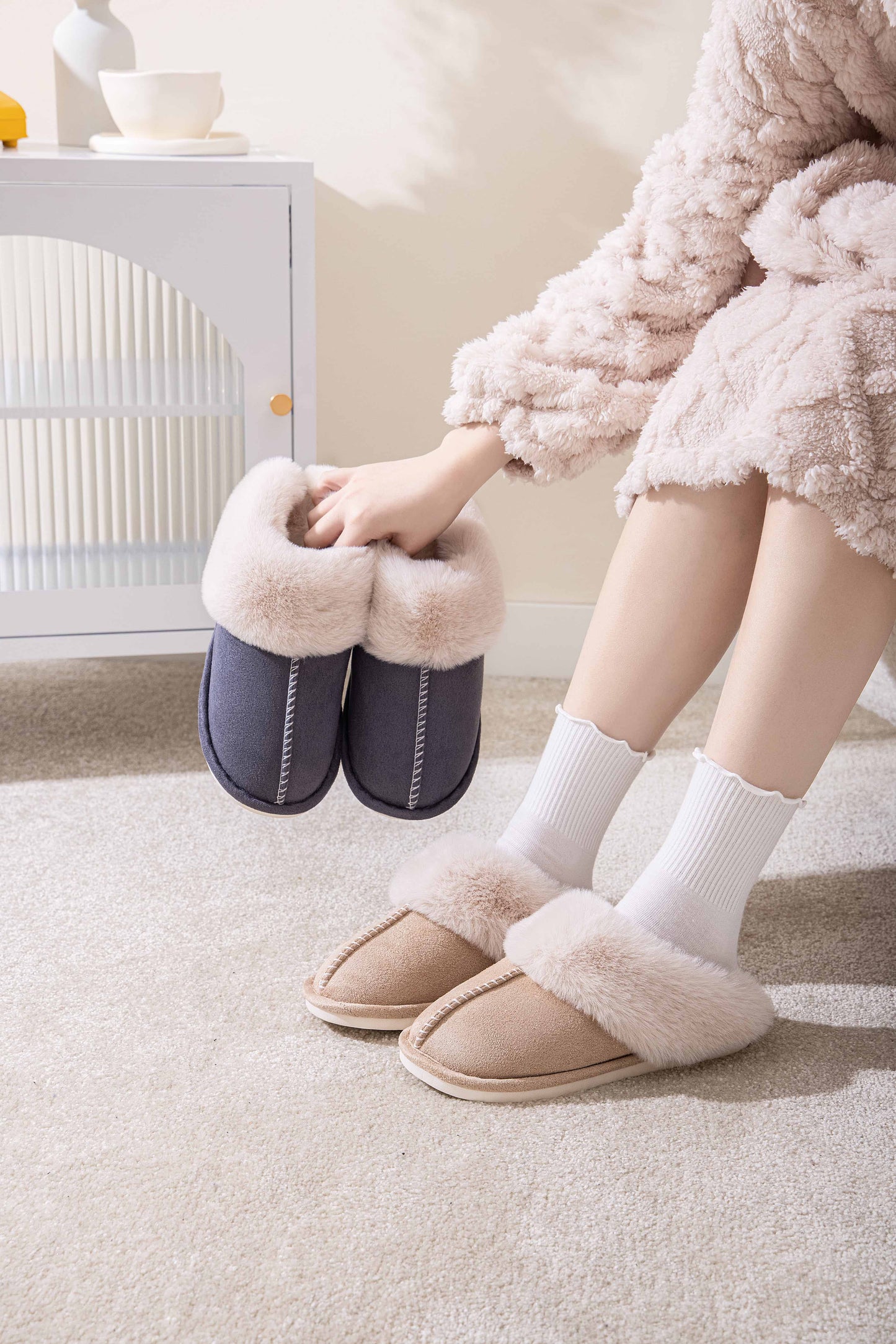 Winter Comfy Fluffy Fur Home Indoor and Outdoor Slipper Slider